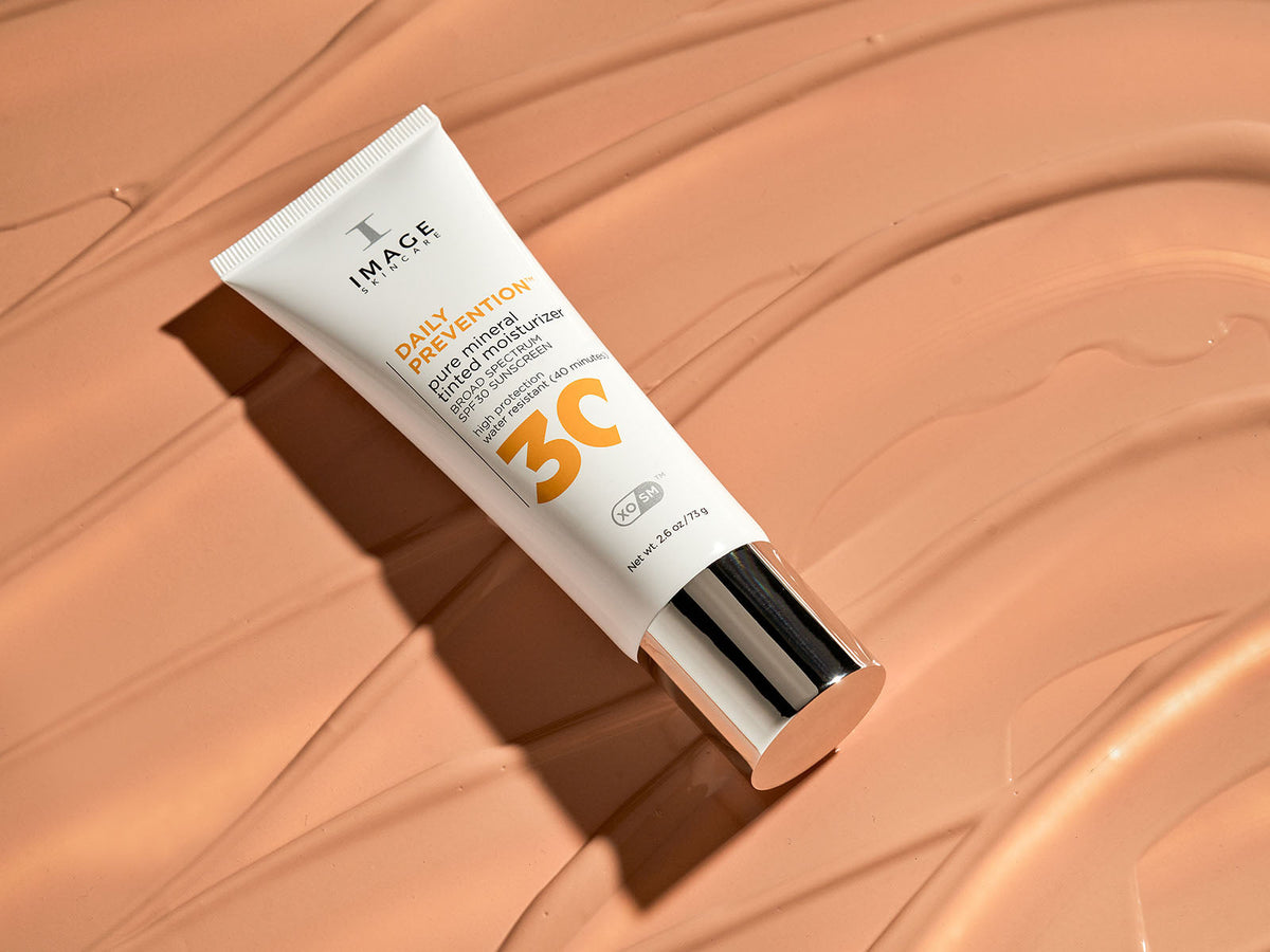 IMAGE Skincare DAILY PREVENTION - Pure Mineral Tinted Moisturizer SPF 30