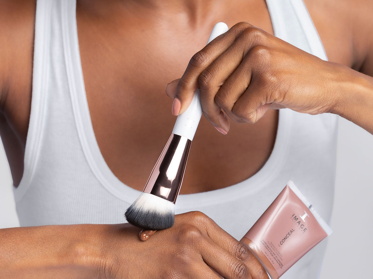 IMAGE Skincare I BEAUTY - Flawless Foundation Brush